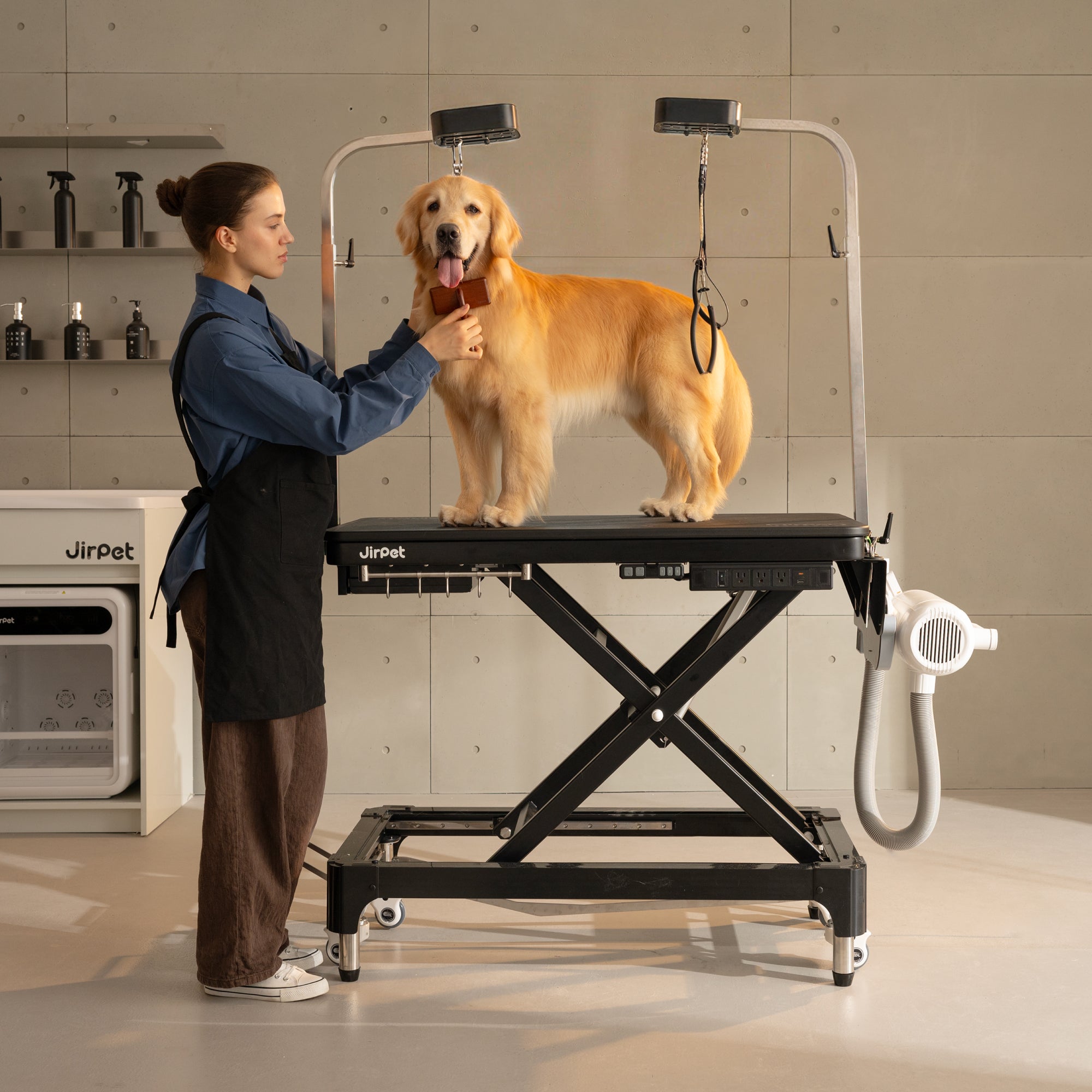 Professional Electric Grooming Table with Adjustable Height & LED Arm – Jirpet Atlas
